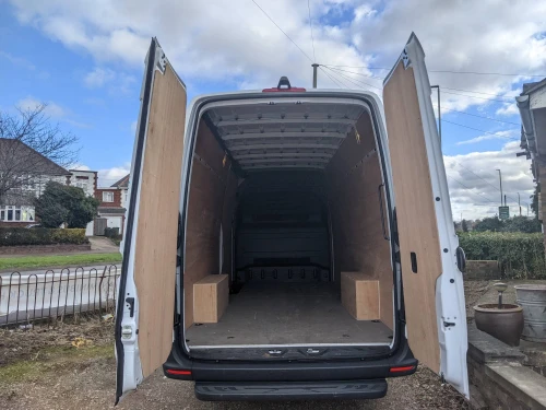 Mercedes Sprinter